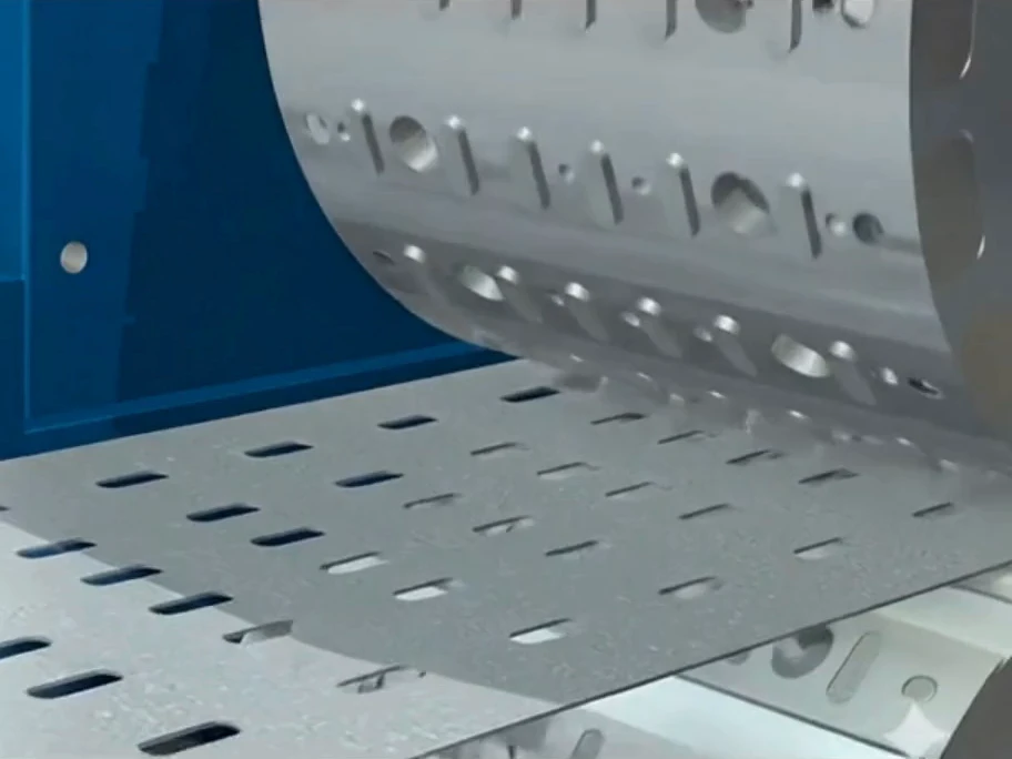 Rotary Punch teknolojisiyle delinen kablo kanalı sacı — patentli Rotary Punch